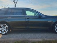 Gebraucht BMW 520 M Performance 190 PS (139 kW) 2014 Grau Kombi