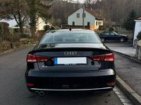Gebraucht Audi A3 Sport 150 PS (110 kW) 2018 Schwarz Limousine