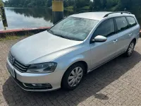 Gebraucht VW Passat 140 PS (102 kW) 2012 Silber Kombi