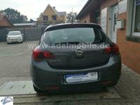 Gebraucht Opel Astra Innovation 116 PS (85 kW) 2011 Karbongrau (metallic) Limousine