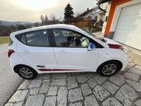 Gebraucht Hyundai i10 Edition 87 PS (63 kW) 2014 Weiß Kleinwagen