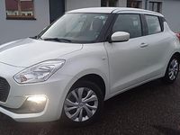 Gebraucht Suzuki Swift Comfort 90 PS (66 kW) 2019 Weiß Kleinwagen
