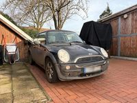 Usado Mini ONE 90 HP (66 kW) 2004 Preto Citadino