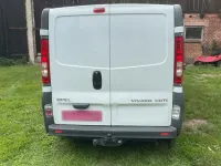 Gebraucht Opel Vivaro 114 PS (83 kW) 2012 Weiß Van / Kleinbus