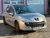 Gebraucht Peugeot 207 Sport 120 PS (88 kW) 2008 Silber Kombi