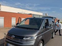 Gebraucht VW Multivan Basis 205 PS (150 kW) 2024 Grau Van