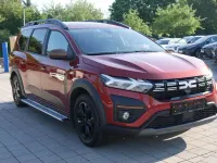 Gebraucht Dacia Jogger Extreme 94 PS (69 kW) 2023 Terracottabraun metallic Van / Kleinbus
