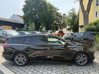 Neu Ford Focus ST-Line 155 PS (114 kW) 2025 Schwarz Limousine
