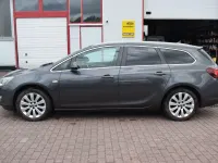 Gebraucht Opel Astra Innovation 140 PS (102 kW) 2011 Grau Kombi