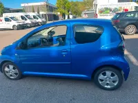Gebraucht Toyota Aygo 68 PS (50 kW) 2009 Blau Kleinwagen