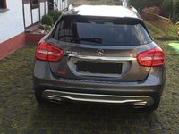 Gebraucht Mercedes GLA200 Style 136 PS (100 kW) 2014 Grau SUV