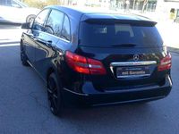Gebraucht Mercedes B180 109 PS (80 kW) 2016 Schwarz Van / Kleinbus