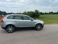 Gebraucht Volvo XC60 215 PS (158 kW) 2013 Silber SUV