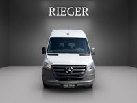 Używany Mercedes Sprinter 170 KM (125 kW) 2023 Biały Van