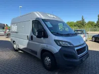 Gebraucht Peugeot Boxer Comfort 131 PS (96 kW) 2015 Silber Van