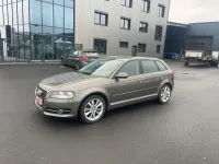 Gebraucht Audi A3 105 PS (77 kW) 2011 Braun Kleinwagen