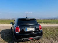 Gebraucht Mini Cooper 136 PS (100 kW) 2019 Schwarz Kleinwagen