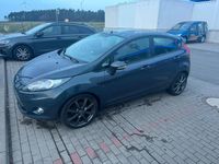 Gebraucht Ford Fiesta 80 PS (58 kW) 2012 Grau Kleinwagen