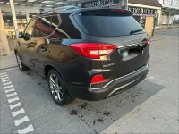 Gebraucht SsangYong Rexton 182 PS (133 kW) 2018 Schwarz SUV