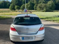 Gebraucht Opel Astra 106 PS (77 kW) 2004 Silber Limousine