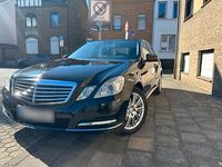 Gebraucht Mercedes E200 184 PS (135 kW) 2012 Schwarz Limousine