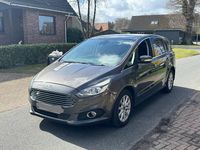 Gebraucht Ford S-MAX Titanium 180 PS (132 kW) 2018 Grau Van / Kleinbus