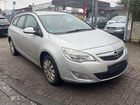 Gebraucht Opel Astra Selection 110 PS (80 kW) 2012 Silber Kombi