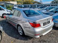 Gebraucht BMW 530 231 PS (169 kW) 2004 Silber Limousine