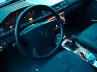 Gebraucht Mercedes E200 136 PS (100 kW) 1993 Silber Kombi