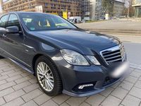 Gebraucht Mercedes E220 AMG 170 PS (125 kW) 2011 Grau Limousine