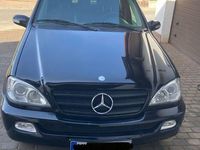 Gebraucht Mercedes ML270 163 PS (119 kW) 2003 Schwarz SUV