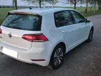 Gebraucht VW e-Golf 100 kW (136 PS) 2019 Weiß Kleinwagen