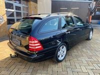 Gebraucht Mercedes C200 122 PS (89 kW) 2004 Schwarz Kombi