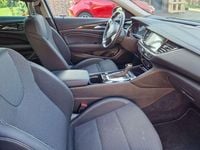 Gebraucht Opel Insignia Dynamic 170 PS (125 kW) 2018 Schwarz Kombi