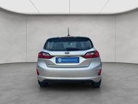 Gebraucht Ford Fiesta Cool & Connect 75 PS (55 kW) 2023 Moondust silber metallic Kleinwagen