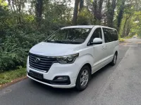 Gebraucht Hyundai H-1 170 PS (125 kW) 2019 Weiß Van / Kleinbus