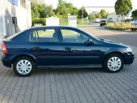 Gebraucht Opel Astra 84 PS (61 kW) 2002 Blau Limousine