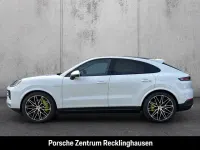 Gebraucht Porsche Cayenne E-Hybrid Coupe 470 PS (345 kW) 2024 Weiss SUV
