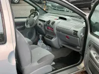 Gebraucht Renault Twingo 58 PS (42 kW) 2005 Silber Kleinwagen