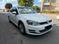 Gebraucht VW Golf VII 86 PS (63 kW) 2015 Weiß Limousine