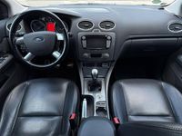 Gebraucht Ford Focus Ghia 116 PS (85 kW) 2006 Blau Limousine