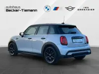 Gebraucht Mini Cooper 136 PS (100 kW) 2022 Weiß Kleinwagen