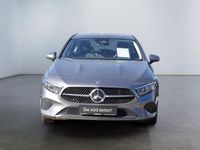 Gebraucht Mercedes A200 Progressive 163 PS (119 kW) 2025 Grau Limousine