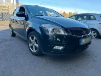 Usata Kia Ceed 90 CV (66 kW) 2012 Nero Utilitaria