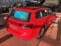 Gebraucht VW Passat Business 122 PS (89 kW) 2021 Rot Kombi