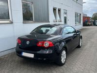 Gebraucht VW Eos 116 PS (85 kW) 2006 Schwarz Cabrio