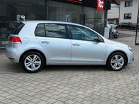Gebraucht VW Golf VII Match 122 PS (89 kW) 2012 Silber Limousine