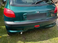 Gebraucht Peugeot 206 75 PS (55 kW) 2001 Grün Kleinwagen