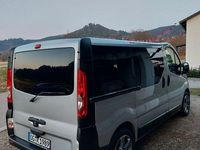 Gebraucht Opel Vivaro 114 PS (83 kW) 2010 Silber Van / Kleinbus