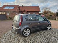 Gebraucht Mitsubishi Colt 95 PS (69 kW) 2006 Silber Van / Kleinbus